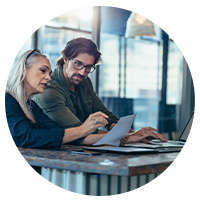 two colleagues during a meeting