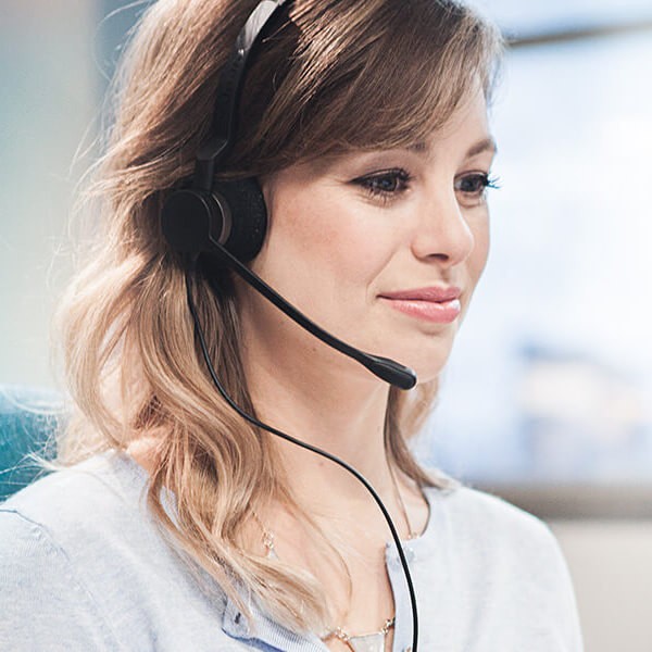 Das Jabra Biz 2300 ist ein leichtes, schnurgebundenes Headset. Es eignet sich für Nutzer, die hervorragende Klangqualität wünschen und zwischen Mono- und Duo-Varianten wählen wollen.